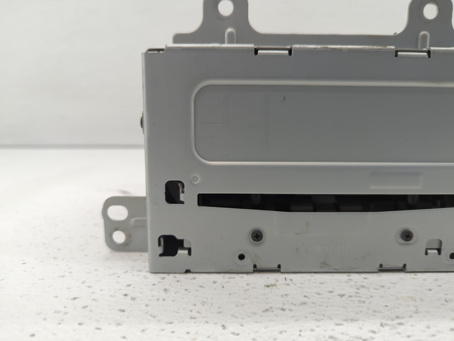 2012-2012 Chevrolet Cruze Am Fm Cd Player Radio Receiver - Oemusedautoparts1.com