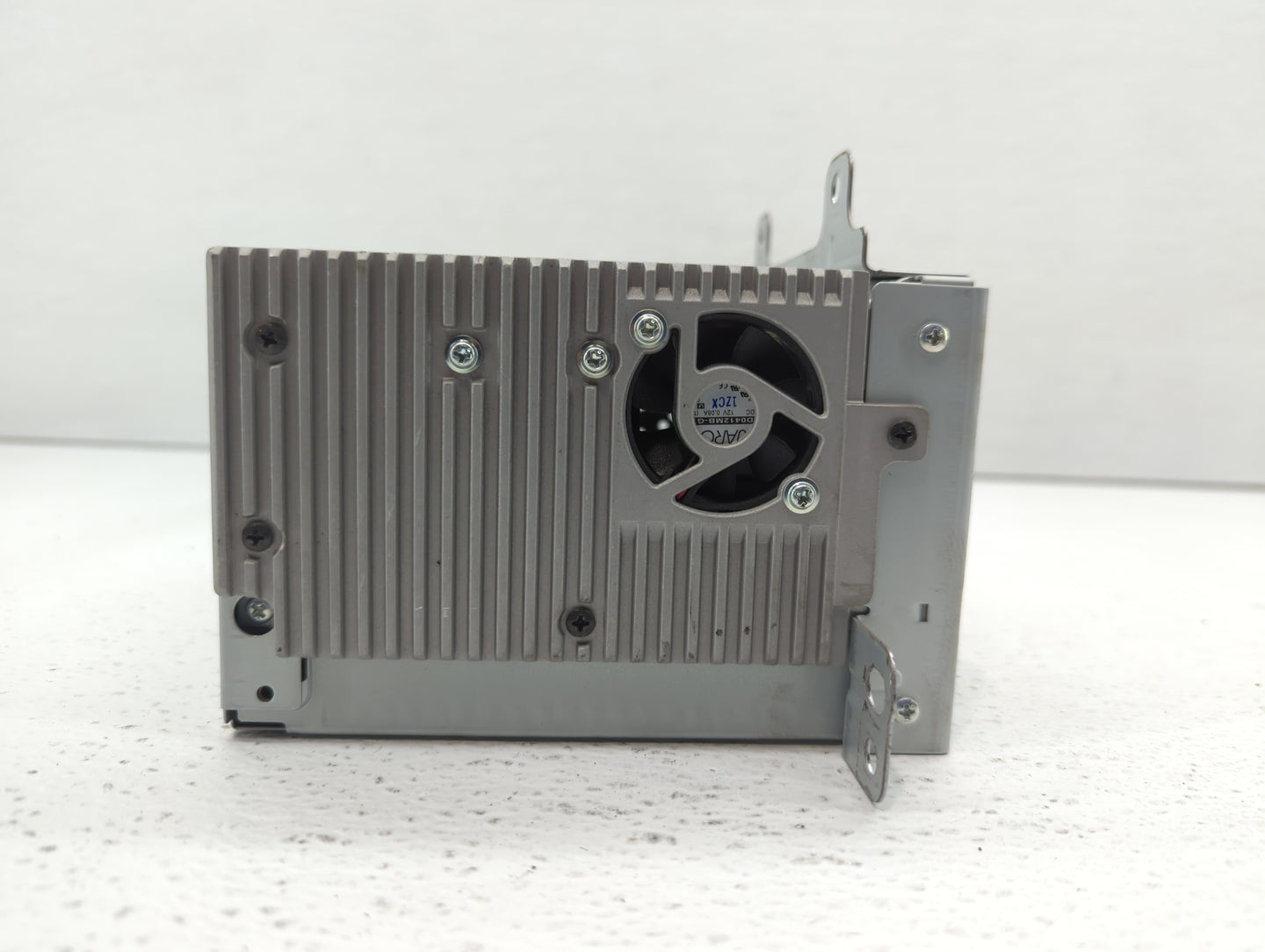 2012-2012 Chevrolet Cruze Am Fm Cd Player Radio Receiver - Oemusedautoparts1.com