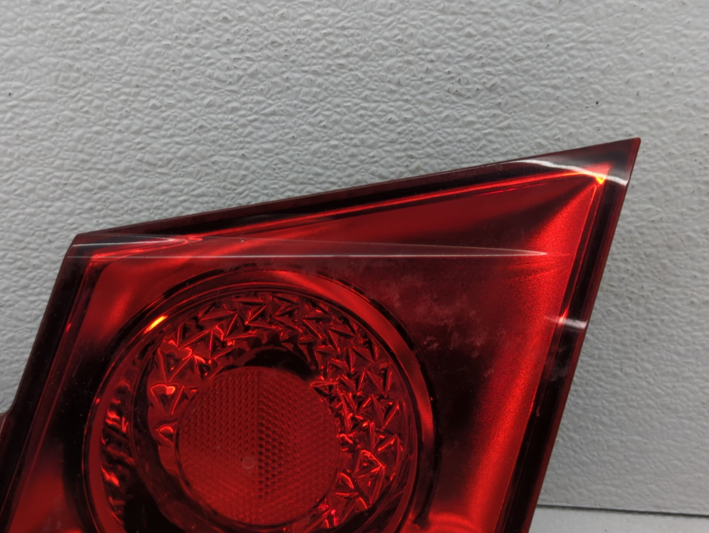 2011-2016 Chevrolet Cruze Tail Light Assembly Passenger Right OEM P/N:3057KLCP 2T 11 1P GM Fits Fits 2011 2012 2013 2014 201
