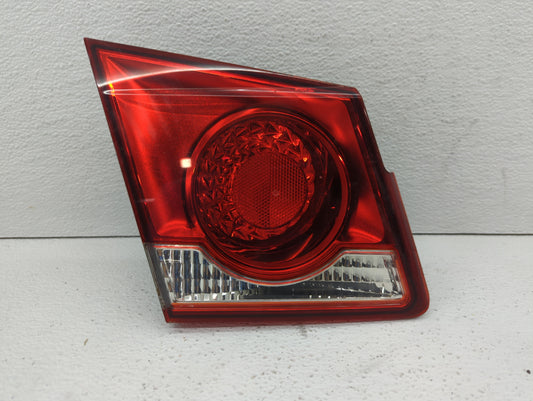 2011-2016 Chevrolet Cruze Tail Light Assembly Driver Left OEM P/N:3057KLCP Fits Fits 2011 2012 2013 2014 2015 2016 OEM Used 