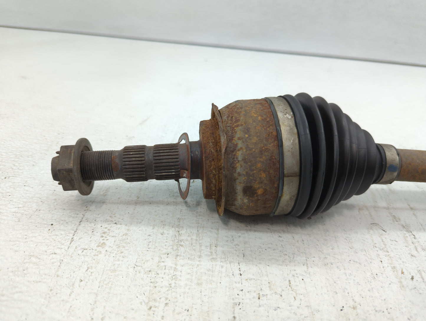 2011-2016 Chevrolet Cruze Axle Shaft Front Driver Cv C/v - Oemusedautoparts1.com