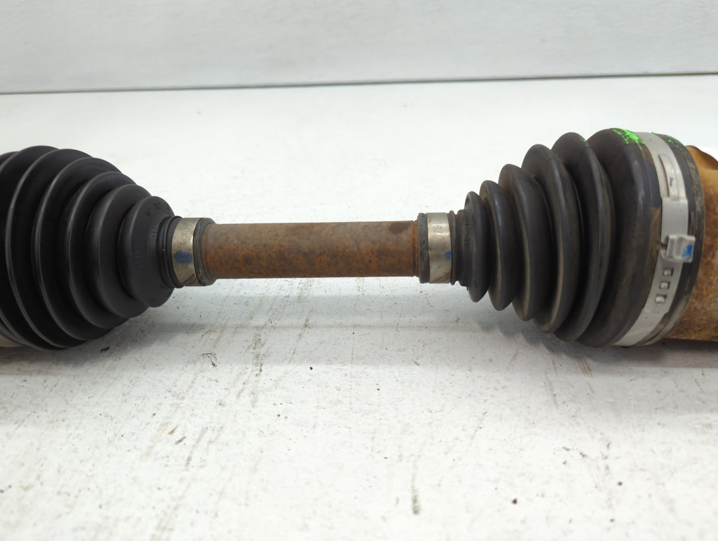2011-2016 Chevrolet Cruze Axle Shaft Front Driver Cv C/v - Oemusedautoparts1.com