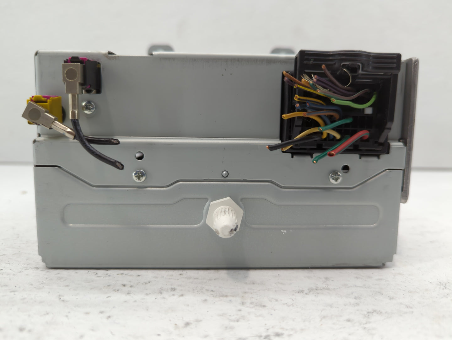 2012 Chevrolet Cruze Radio AM FM Cd Player Receiver Replacement P/N:22870781 22870782 Fits OEM Used Auto Parts - Oemusedauto