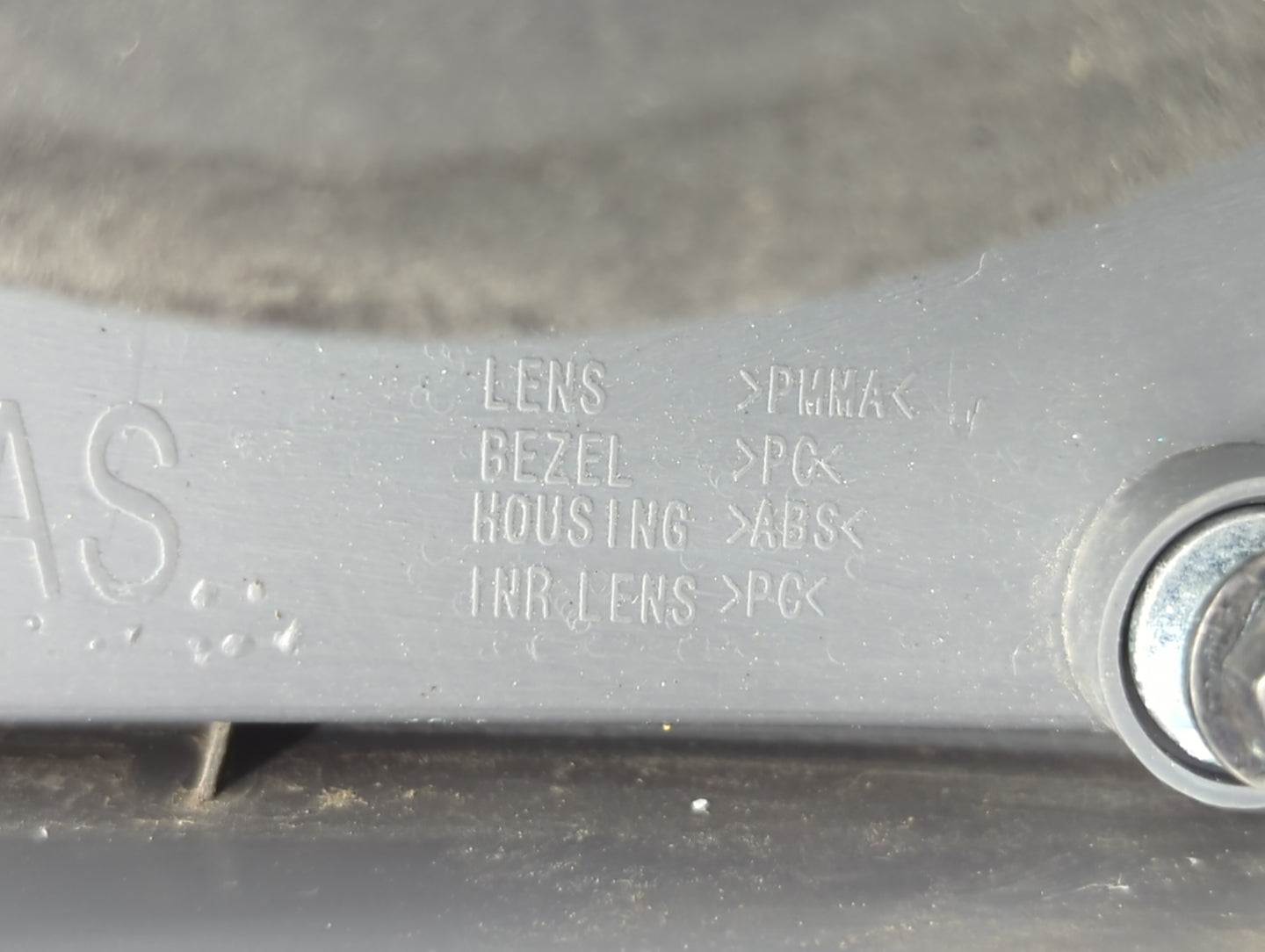 2011-2016 Chevrolet Cruze Tail Light Assembly Passenger Right OEM Fits Fits 2011 2012 2013 2014 2015 2016 OEM Used Auto Part