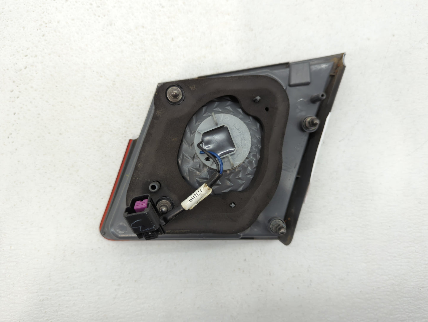 2011-2016 Chevrolet Cruze Tail Light Assembly Driver Left OEM P/N:3057KLCP Fits Fits 2011 2012 2013 2014 2015 2016 OEM Used 