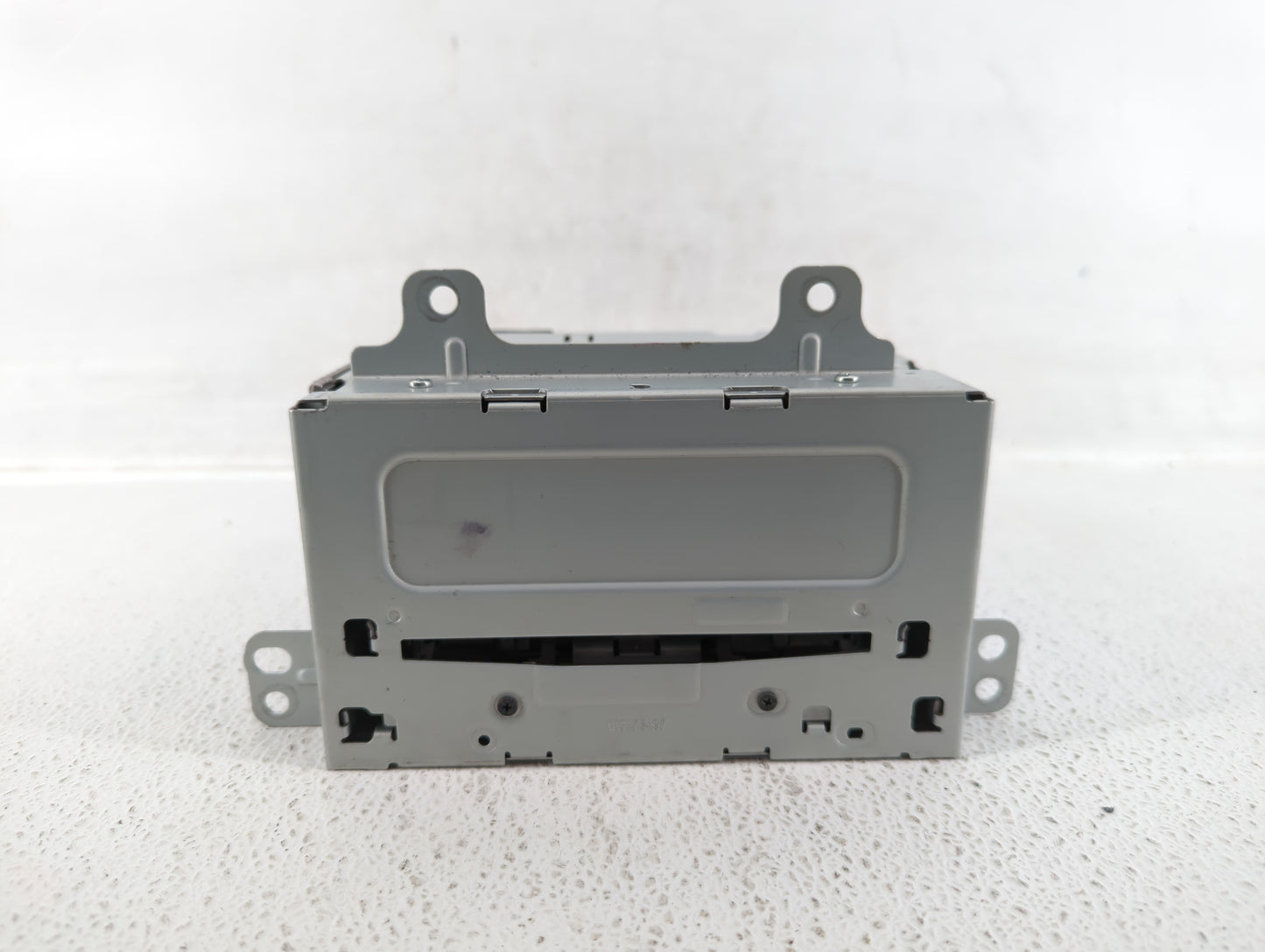2011-2012 Chevrolet Cruze Radio AM FM Cd Player Receiver Replacement P/N:22870782 Fits Fits 2010 2011 2012 OEM Used Auto Par