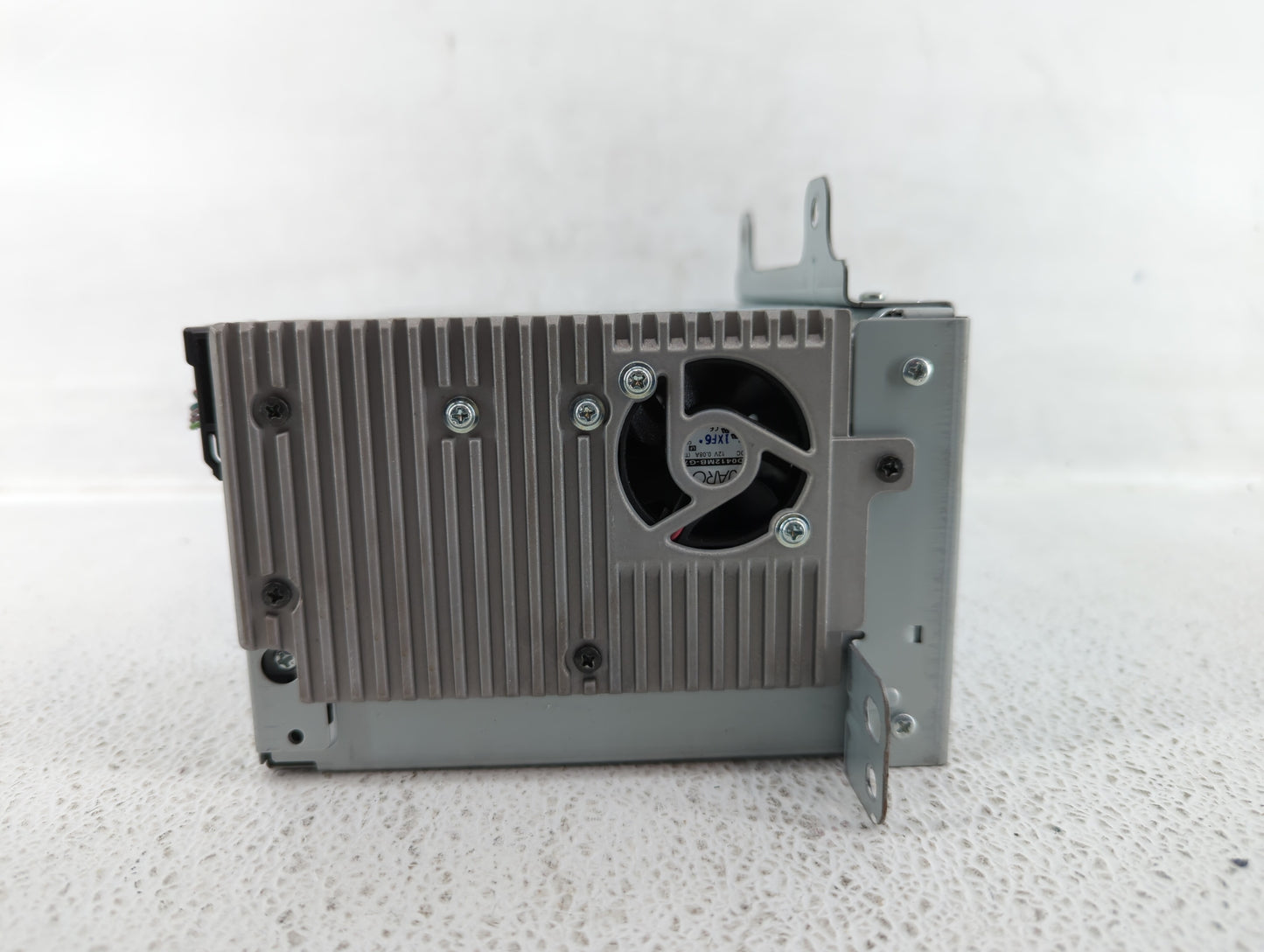 2011-2012 Chevrolet Cruze Radio AM FM Cd Player Receiver Replacement P/N:22870782 Fits Fits 2010 2011 2012 OEM Used Auto Par