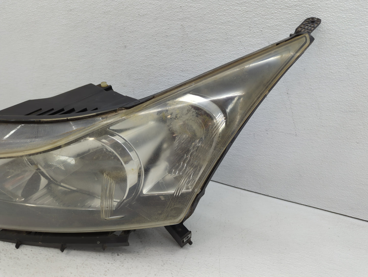 2011-2012 Chevrolet Cruze Driver Left Oem Head Light Headlight Lamp - Oemusedautoparts1.com