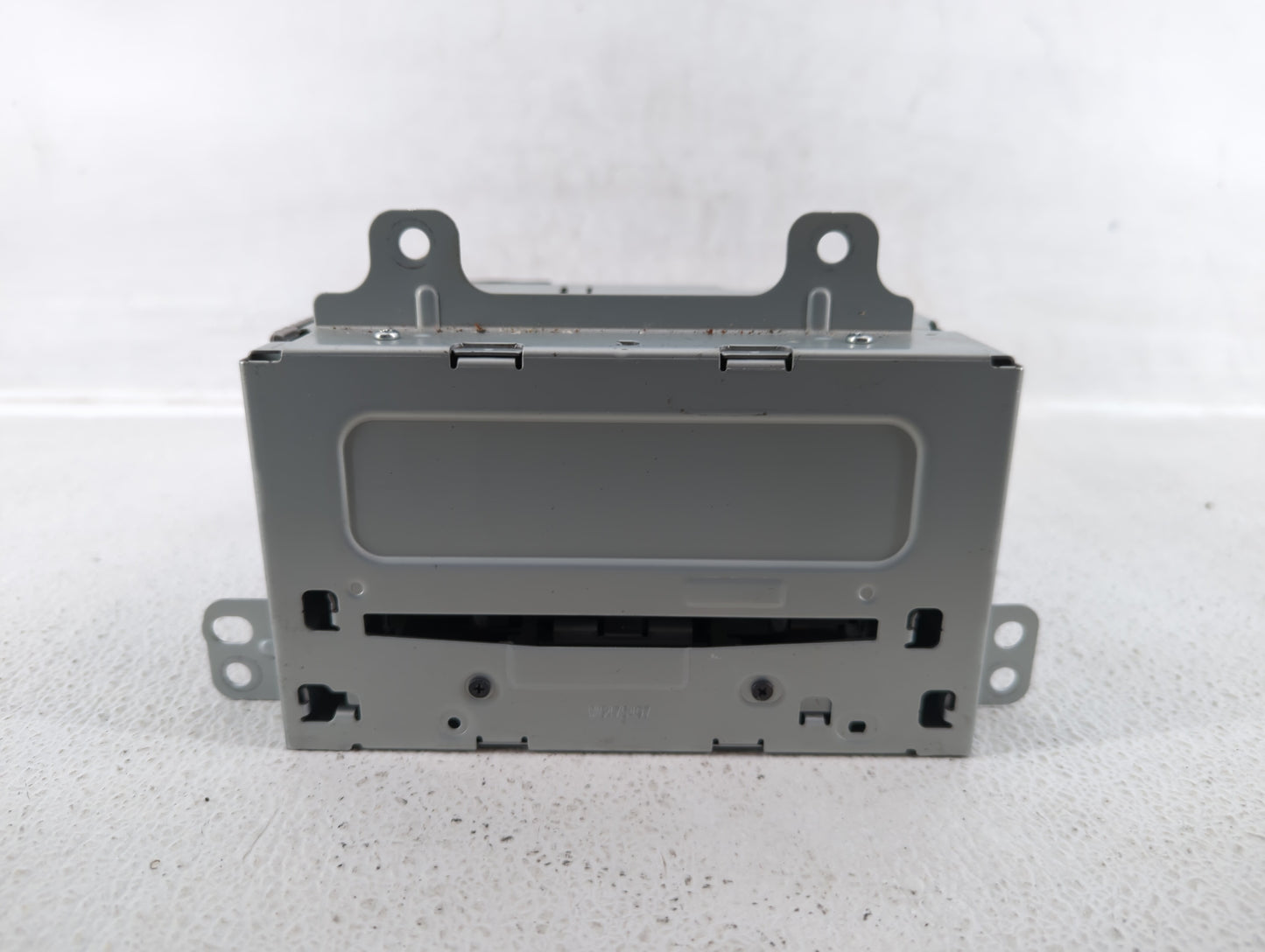 2011-2012 Chevrolet Cruze Radio AM FM Cd Player Receiver Replacement P/N:22870782 Fits Fits 2010 2011 2012 OEM Used Auto Par