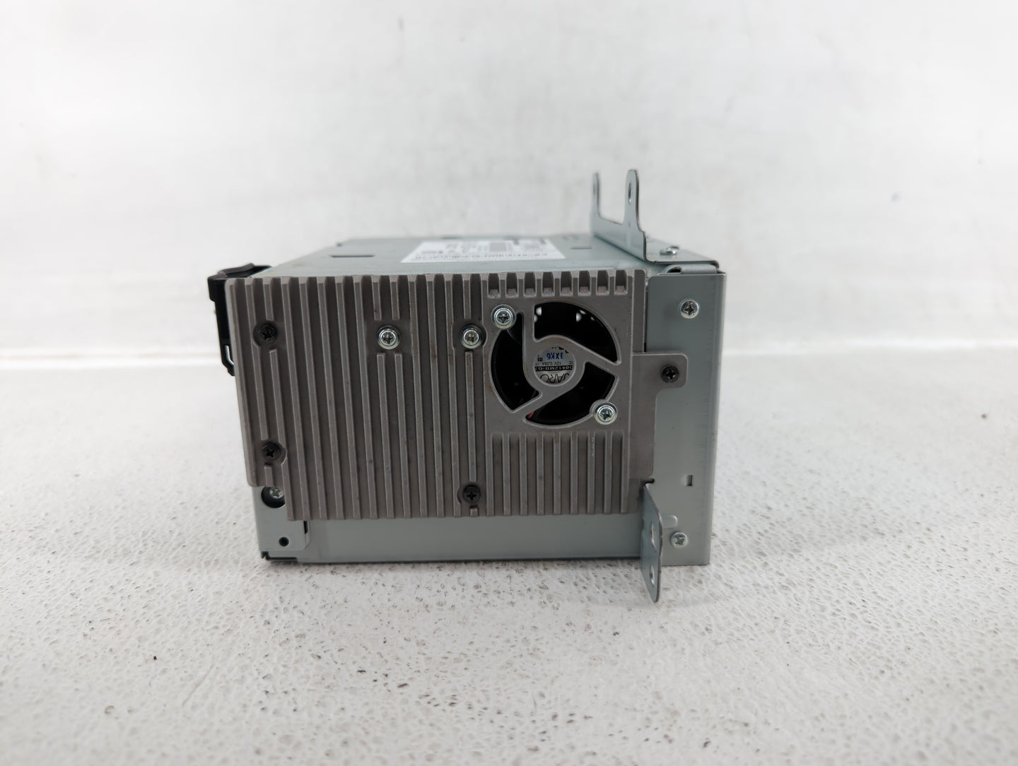 2011-2012 Chevrolet Cruze Radio AM FM Cd Player Receiver Replacement P/N:22870782 Fits Fits 2010 2011 2012 OEM Used Auto Par