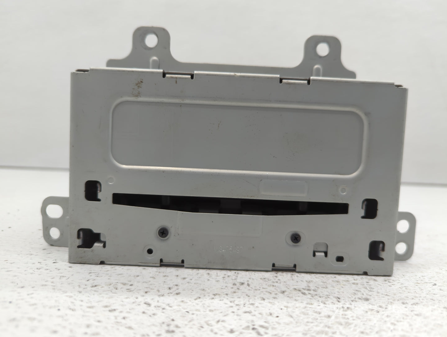 2011-2012 Chevrolet Cruze Radio AM FM Cd Player Receiver Replacement P/N:22870782 Fits Fits 2010 2011 2012 OEM Used Auto Par