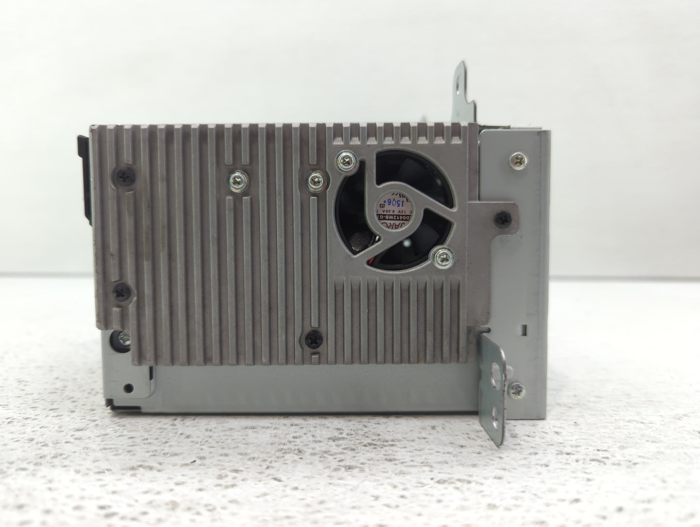 2012 Chevrolet Cruze Radio AM FM Cd Player Receiver Replacement P/N:22815634 Fits OEM Used Auto Parts - Oemusedautoparts1.co