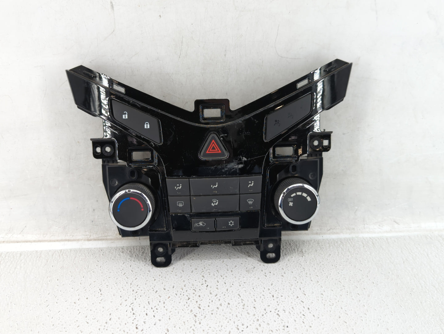 2011-2012 Chevrolet Cruze Climate Control Module Temperature AC/Heater Replacement P/N:95017054 Fits Fits 2011 2012 OEM Used