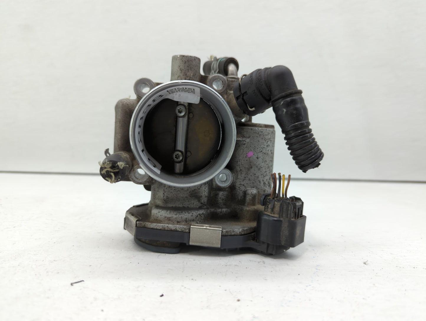 2011-2016 Chevrolet Cruze Throttle Body P/N:55 577 375 Fits Fits 2009 2010 2011 2012 2013 2014 2015 2016 2017 2018 OEM Used 