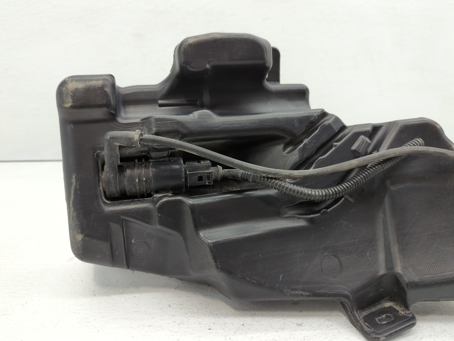 2011-2016 Chevrolet Cruze Radiator Coolant Overflow Expansion Tank Bottle 513024 - Oemusedautoparts1.com