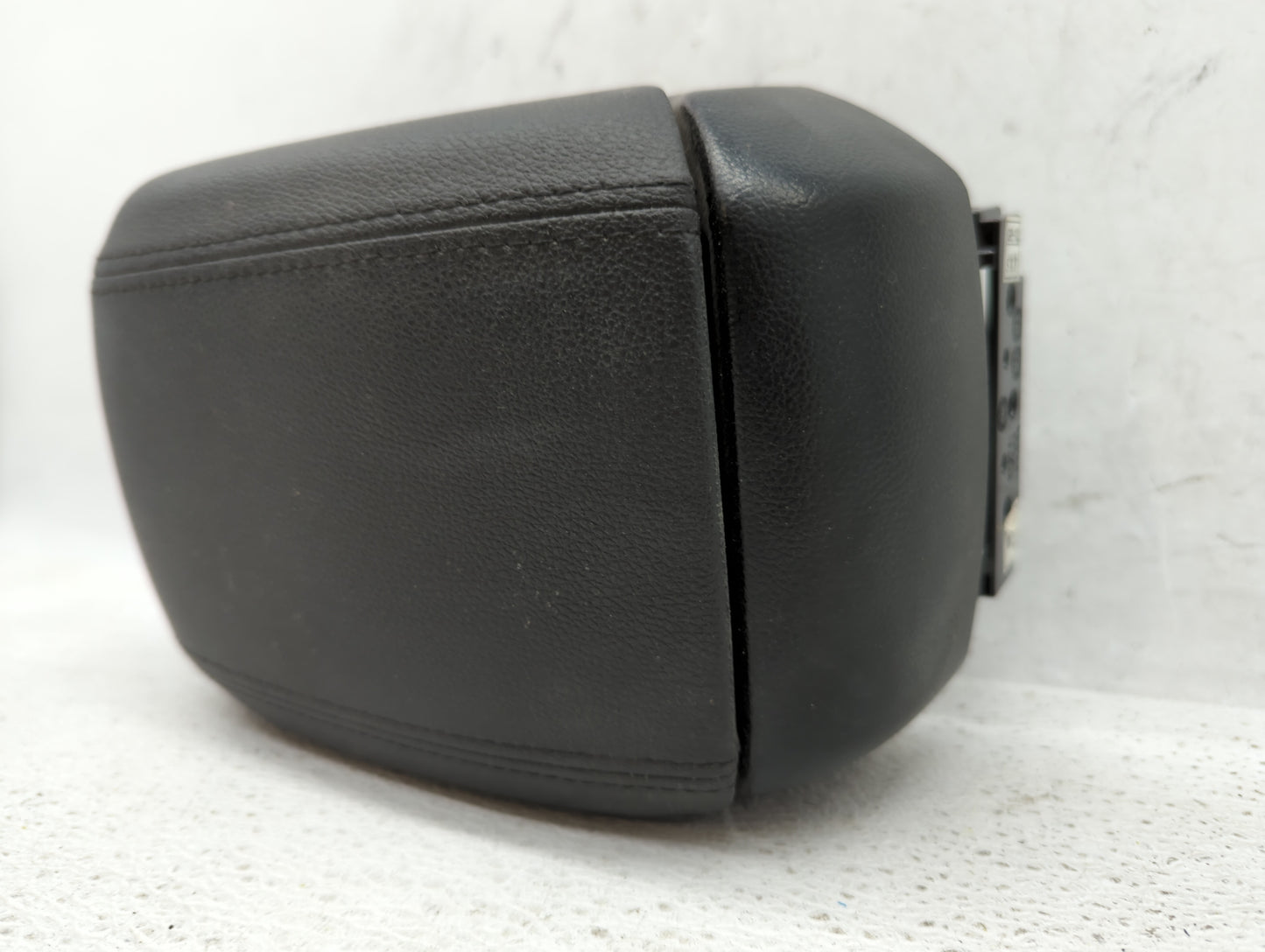 2011-2012 Chevrolet Cruze Center Console Armrest Cover Lid Black - Oemusedautoparts1.com