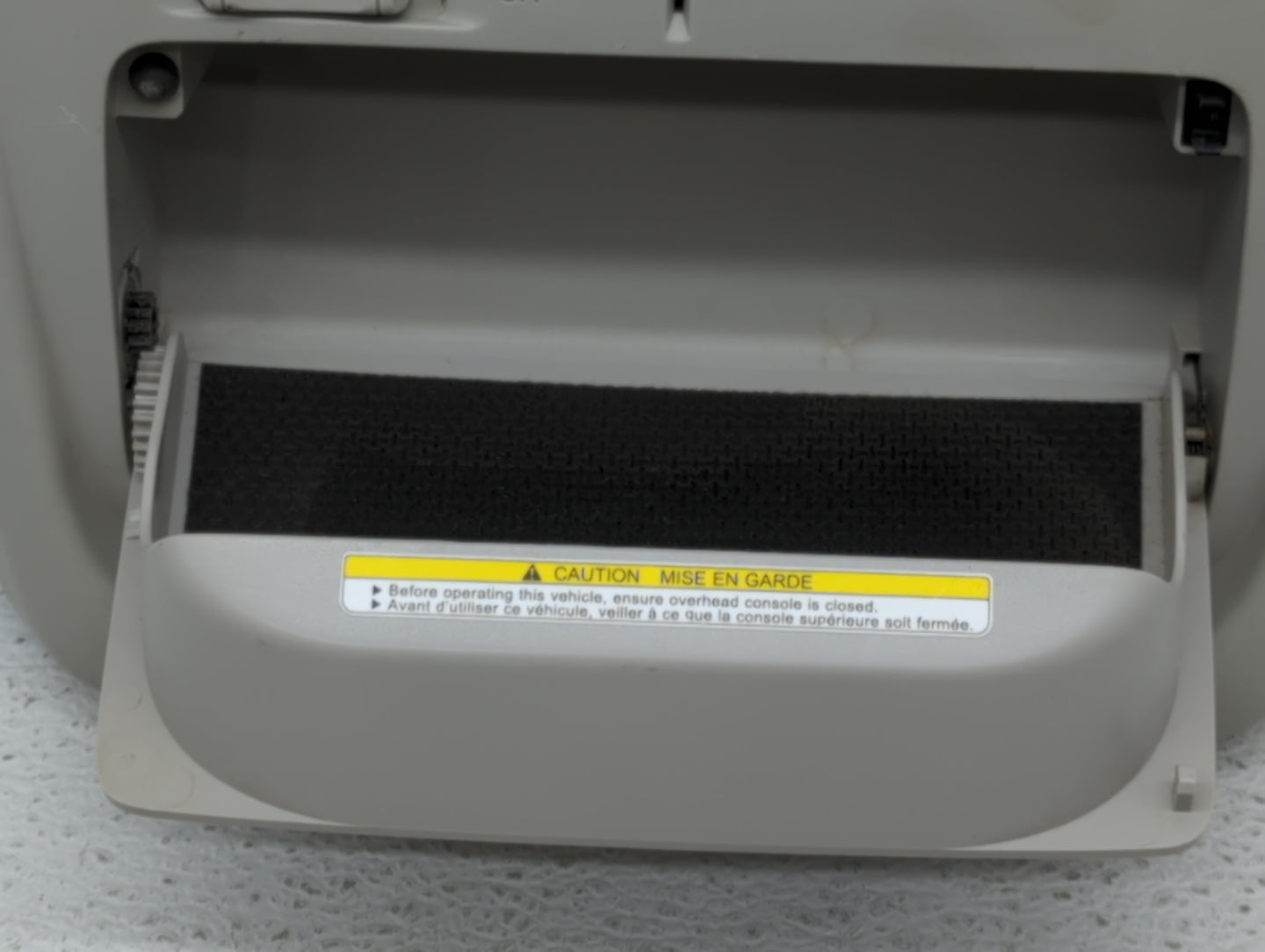 2012 Chevrolet Cruze Overhead Roof Console - Oemusedautoparts1.com
