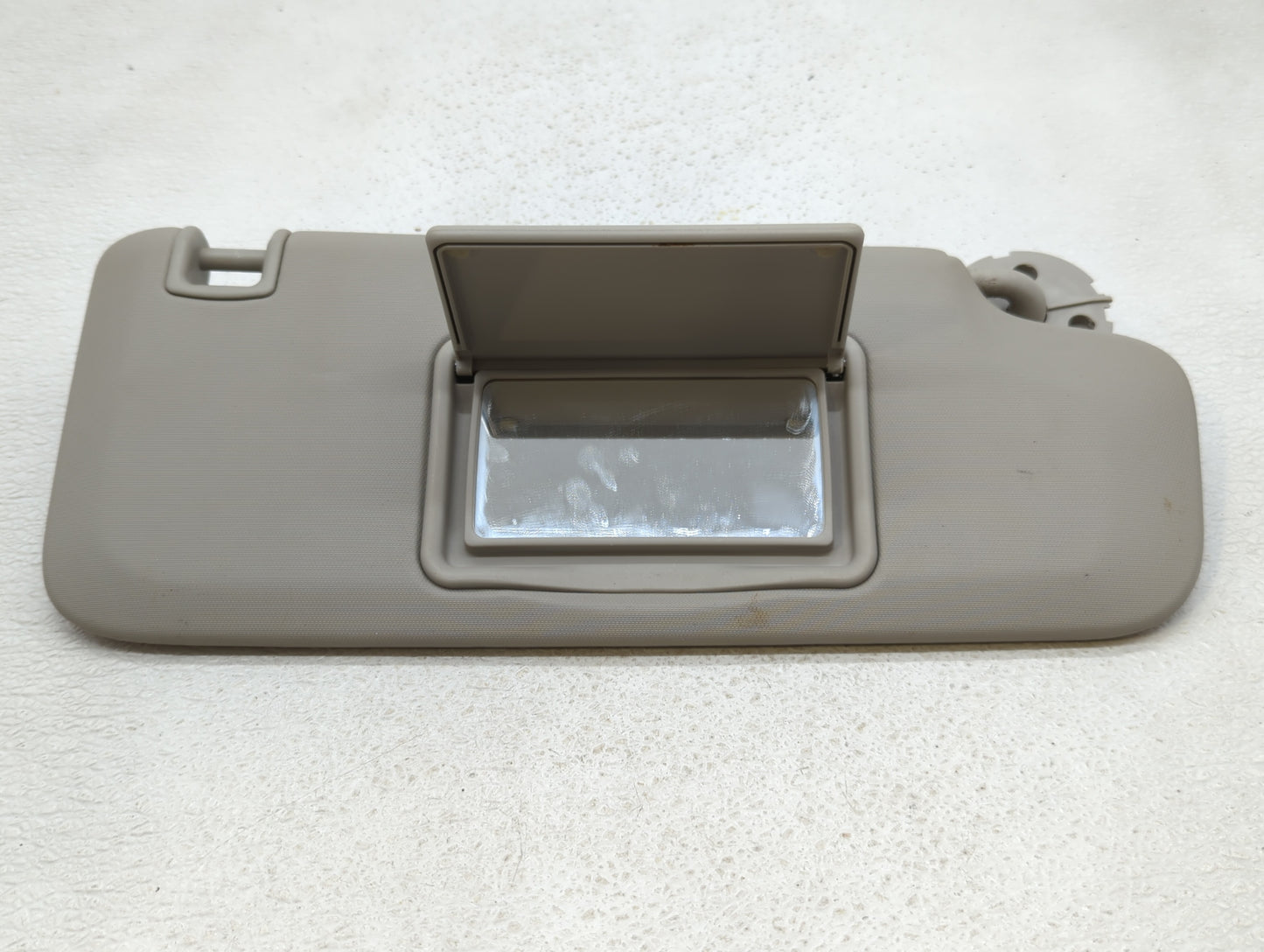 2011-2016 Chevrolet Cruze Sun Visor Shade Replacement Passenger Right Mirror Fits Fits 2011 2012 2013 2014 2015 2016 OEM Use