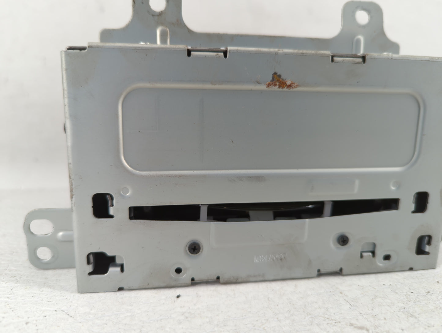 2012-2012 Chevrolet Cruze Am Fm Cd Player Radio Receiver - Oemusedautoparts1.com