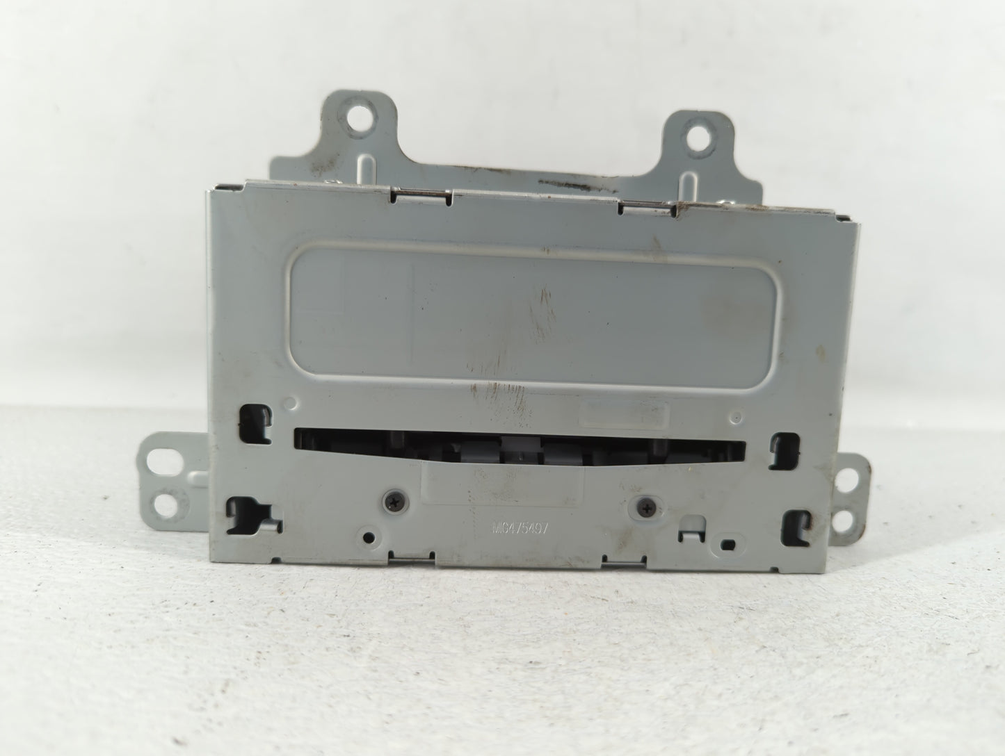2012-2012 Chevrolet Cruze Am Fm Cd Player Radio Receiver - Oemusedautoparts1.com