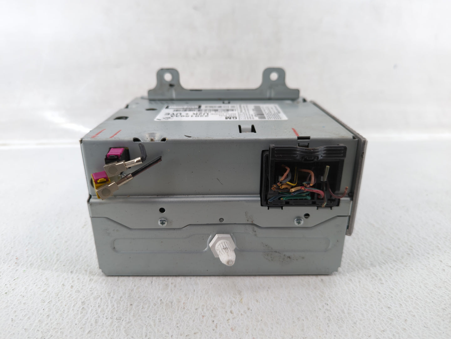 2011-2012 Chevrolet Cruze Radio AM FM Cd Player Receiver Replacement P/N:22815634 Fits Fits 2010 2011 2012 OEM Used Auto Par