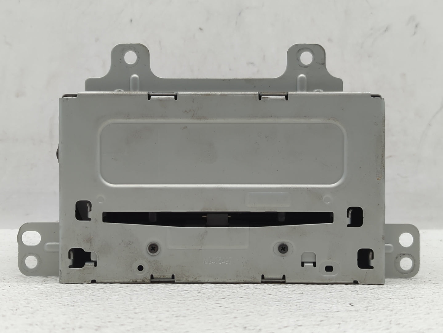 2011-2012 Chevrolet Cruze Am Fm Cd Player Radio Receiver - Oemusedautoparts1.com