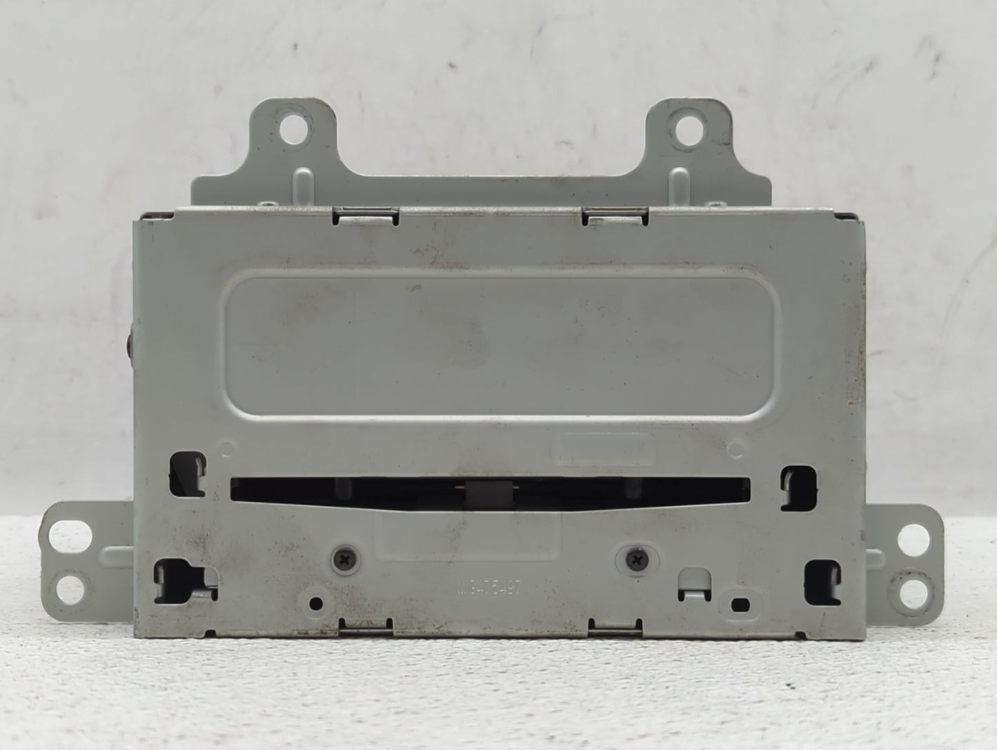 2011-2012 Chevrolet Cruze Am Fm Cd Player Radio Receiver - Oemusedautoparts1.com