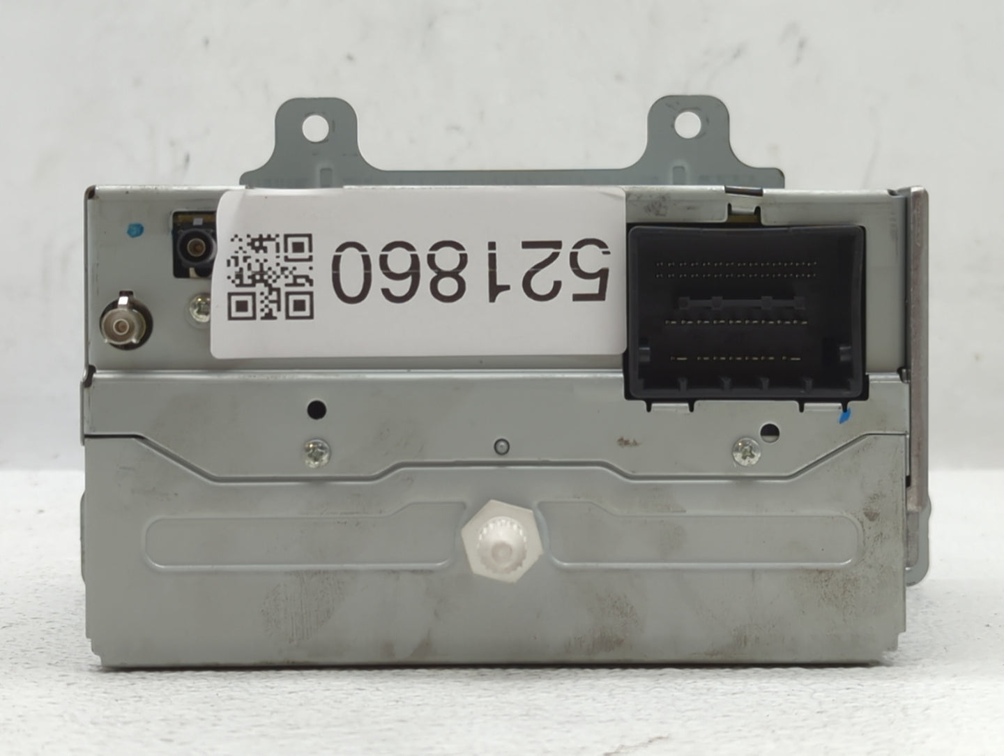 2011-2012 Chevrolet Cruze Am Fm Cd Player Radio Receiver - Oemusedautoparts1.com