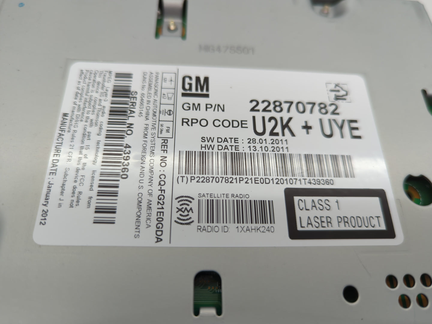 2011-2012 Chevrolet Cruze Radio AM FM Cd Player Receiver Replacement P/N:22870782 20983517 Fits Fits 2010 2011 2012 OEM Used