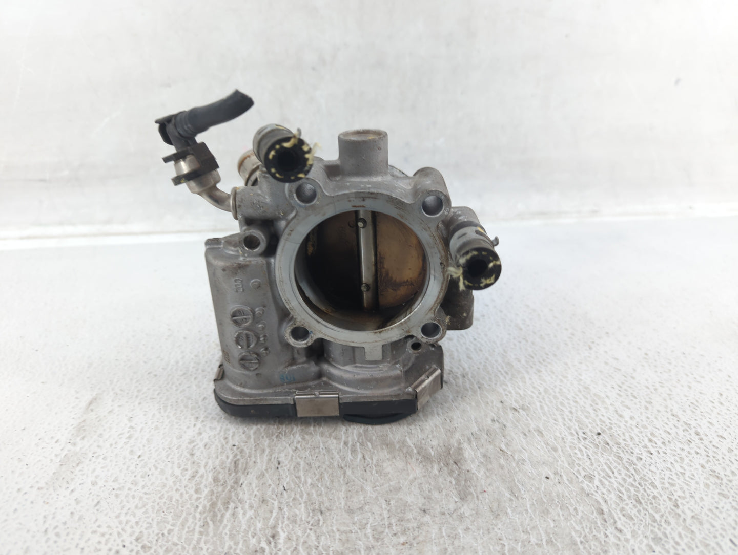2011-2016 Chevrolet Cruze Throttle Body P/N:55 577 375 Fits Fits 2009 2010 2011 2012 2013 2014 2015 2016 2017 2018 OEM Used 
