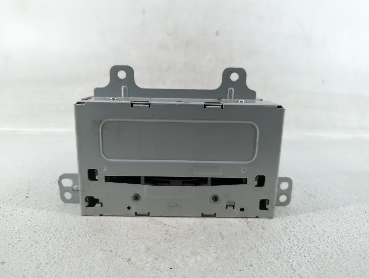 2011-2012 Chevrolet Cruze Radio AM FM Cd Player Receiver Replacement P/N:22870782 Fits Fits 2010 2011 2012 OEM Used Auto Par