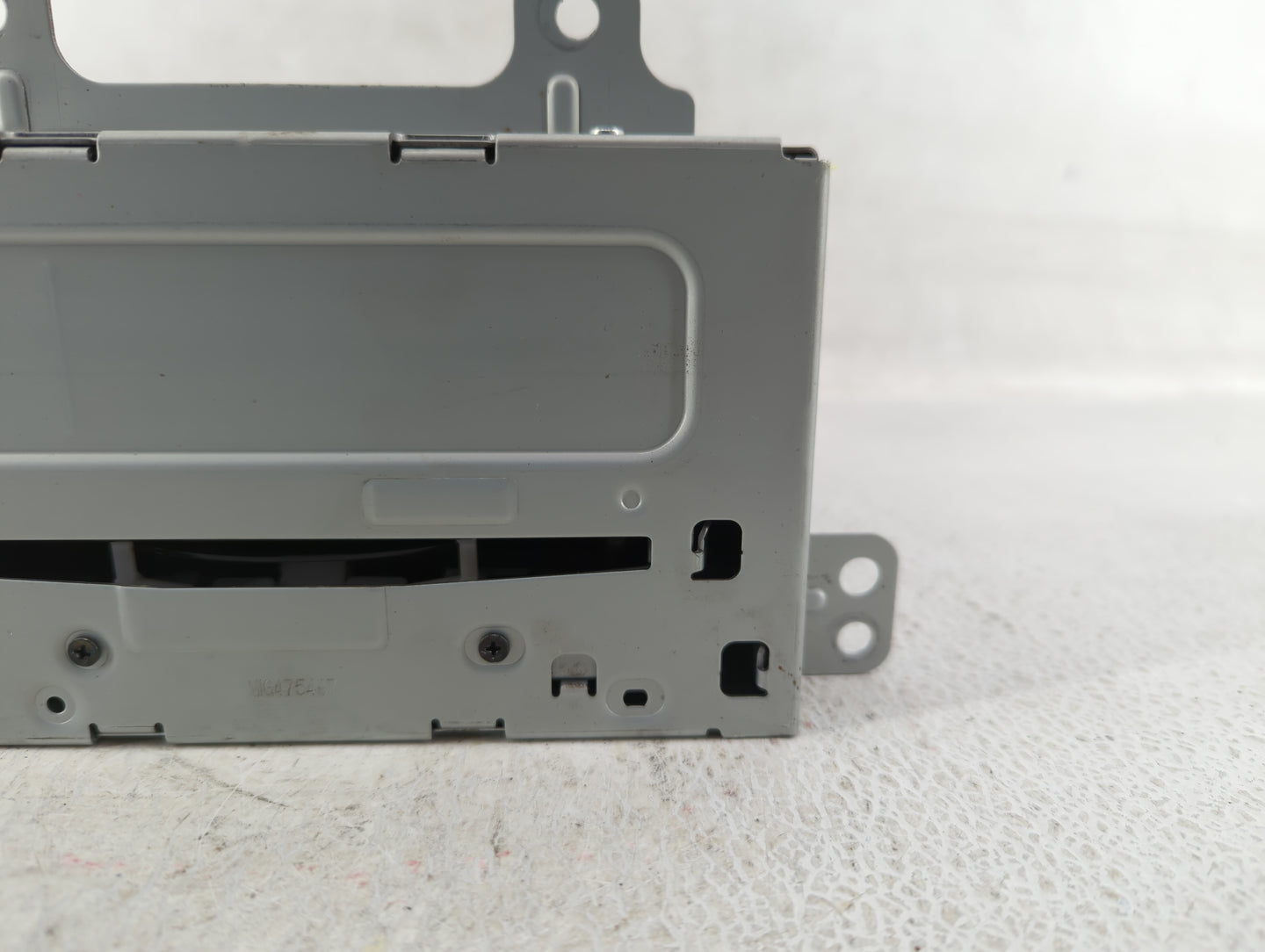 2011-2012 Chevrolet Cruze Radio AM FM Cd Player Receiver Replacement P/N:22870782 Fits Fits 2010 2011 2012 OEM Used Auto Par