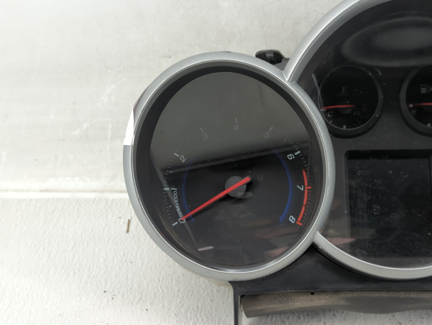 2012 Chevrolet Cruze Instrument Cluster Speedometer Gauges P/N:95487986 Fits OEM Used Auto Parts - Oemusedautoparts1.com