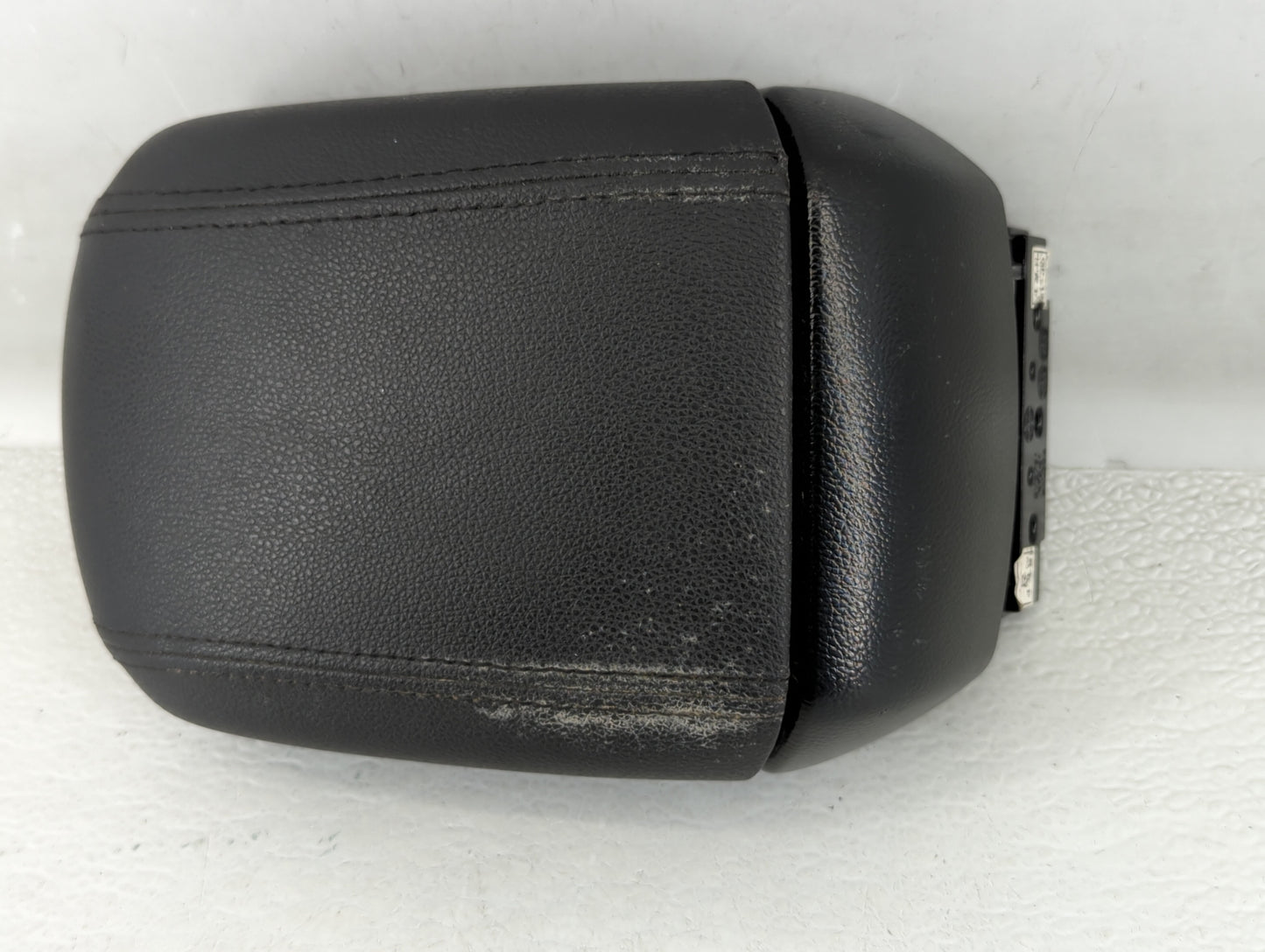 2012 Chevrolet Cruze Center Console Armrest Cover Lid - Oemusedautoparts1.com