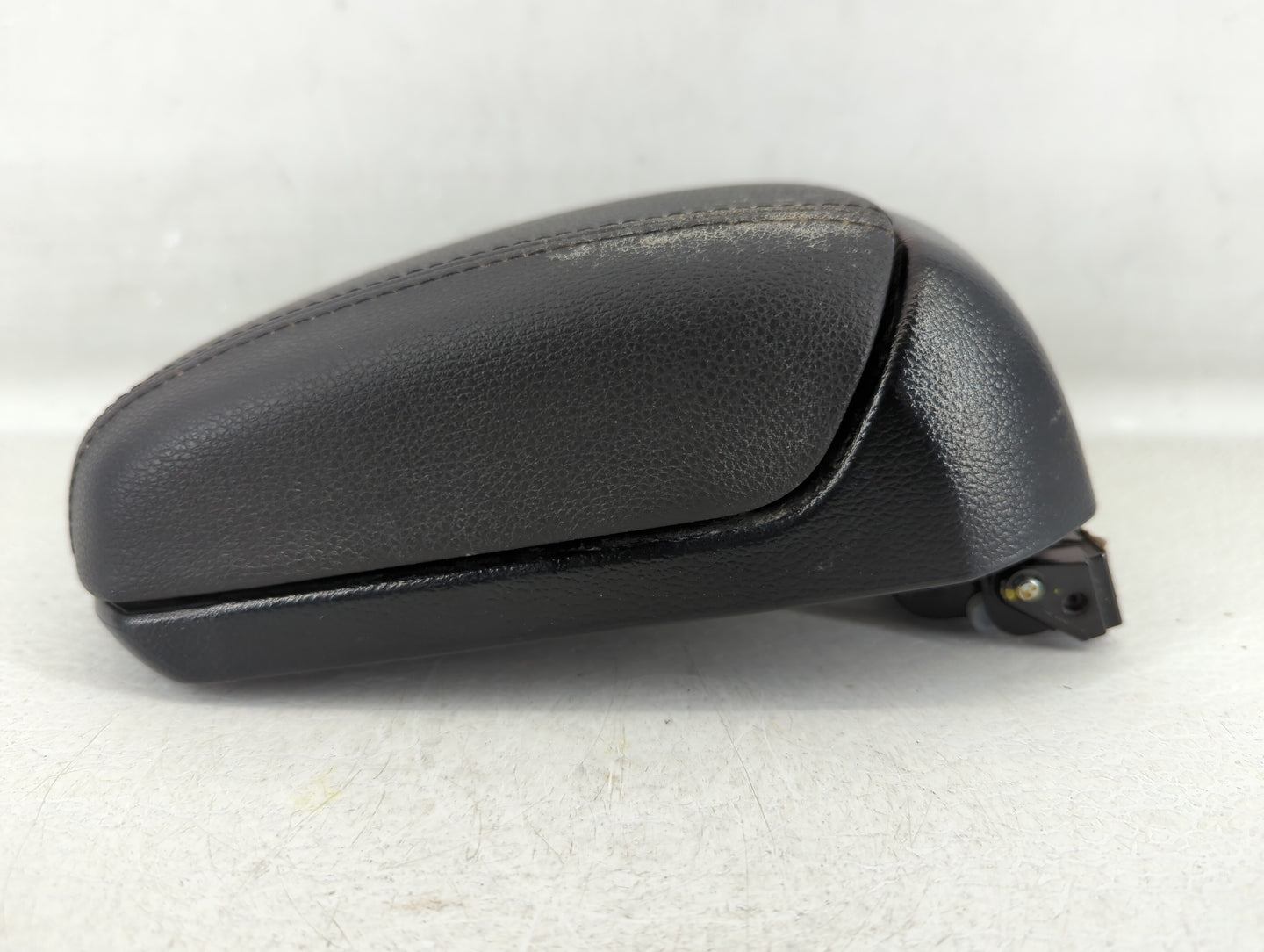 2012 Chevrolet Cruze Center Console Armrest Cover Lid - Oemusedautoparts1.com