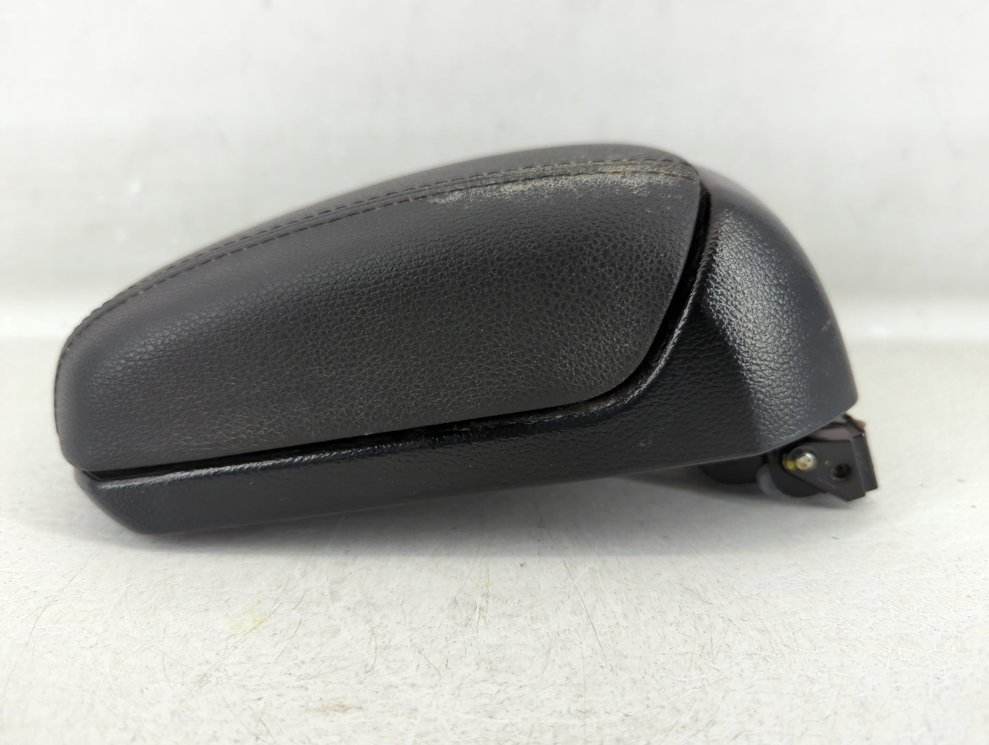 2012 Chevrolet Cruze Center Console Armrest Cover Lid - Oemusedautoparts1.com