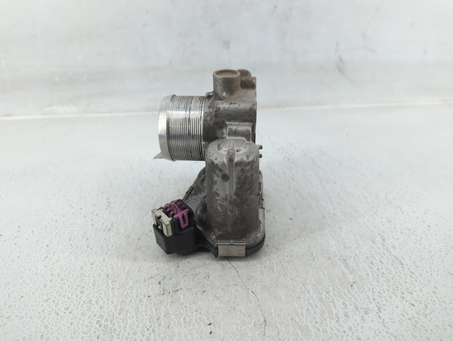 2011-2016 Chevrolet Cruze Throttle Body P/N:55565489 Fits Fits 2011 2012 2013 2014 2015 2016 2017 2018 2019 2020 2021 OEM Us