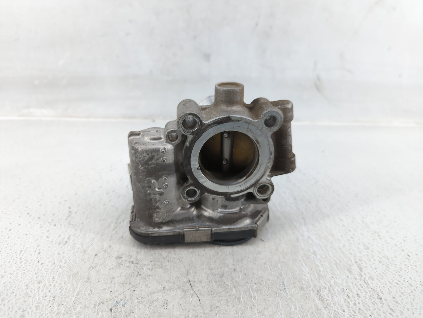 2011-2016 Chevrolet Cruze Throttle Body P/N:55565489 Fits Fits 2011 2012 2013 2014 2015 2016 2017 2018 2019 2020 2021 OEM Us