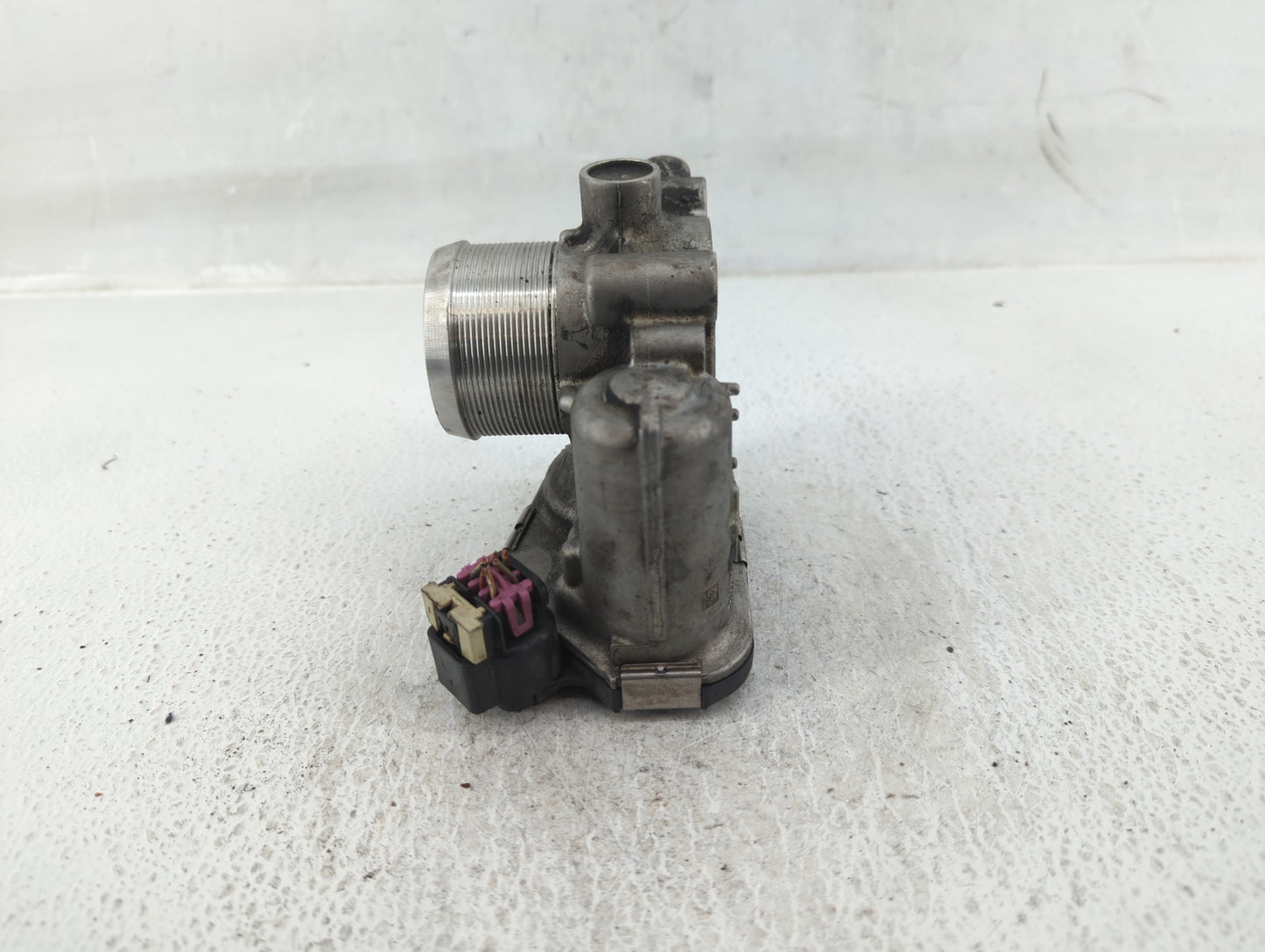 2011-2016 Chevrolet Cruze Throttle Body P/N:55565489 Fits Fits 2011 2012 2013 2014 2015 2016 2017 2018 2019 2020 2021 OEM Us