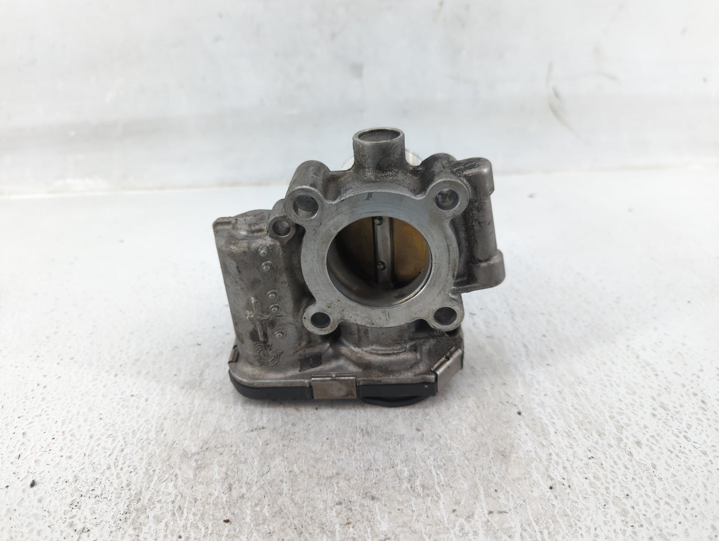2011-2016 Chevrolet Cruze Throttle Body P/N:55565489 Fits Fits 2011 2012 2013 2014 2015 2016 2017 2018 2019 2020 2021 OEM Us