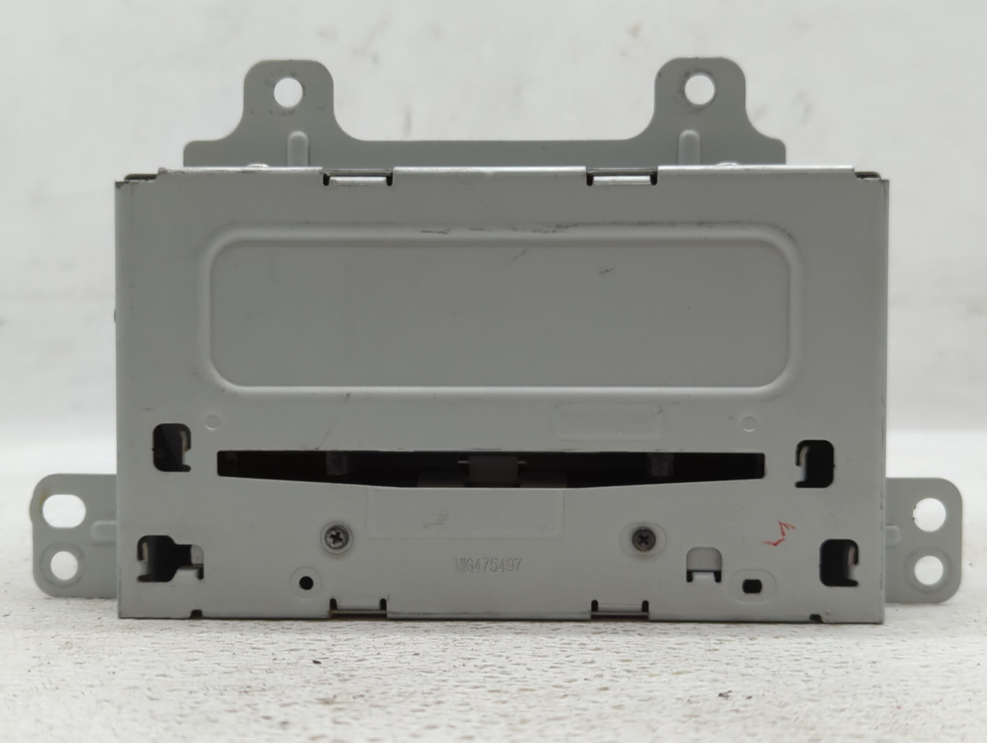 2012-2012 Chevrolet Cruze Am Fm Cd Player Radio Receiver - Oemusedautoparts1.com