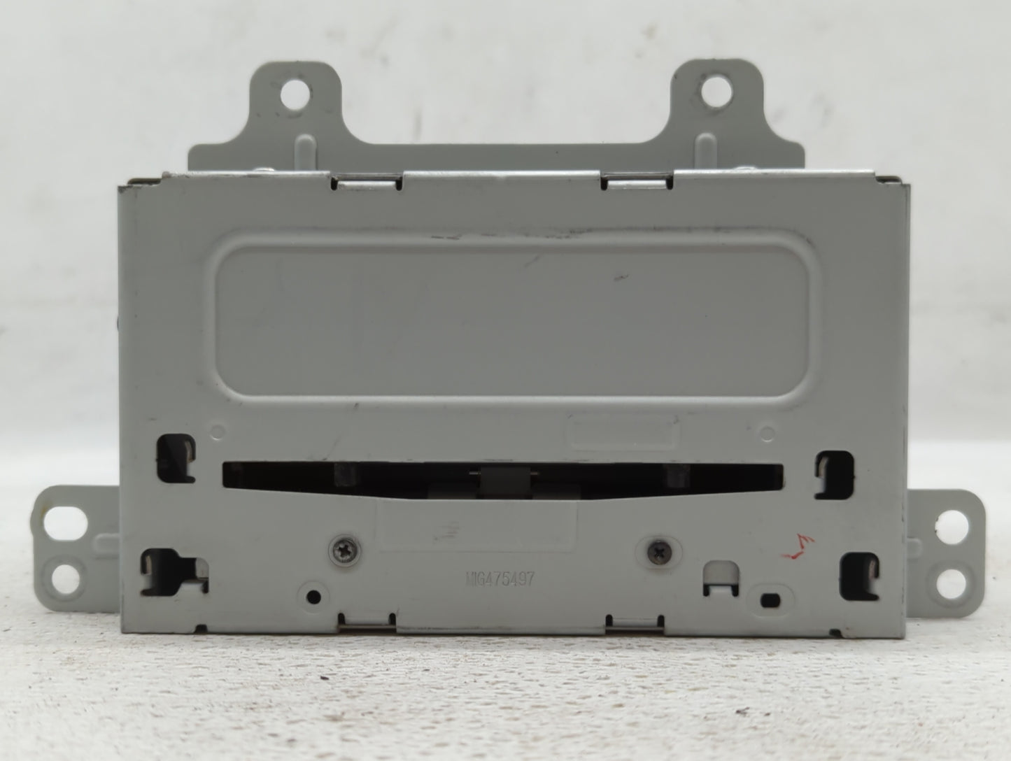 2012-2012 Chevrolet Cruze Am Fm Cd Player Radio Receiver - Oemusedautoparts1.com