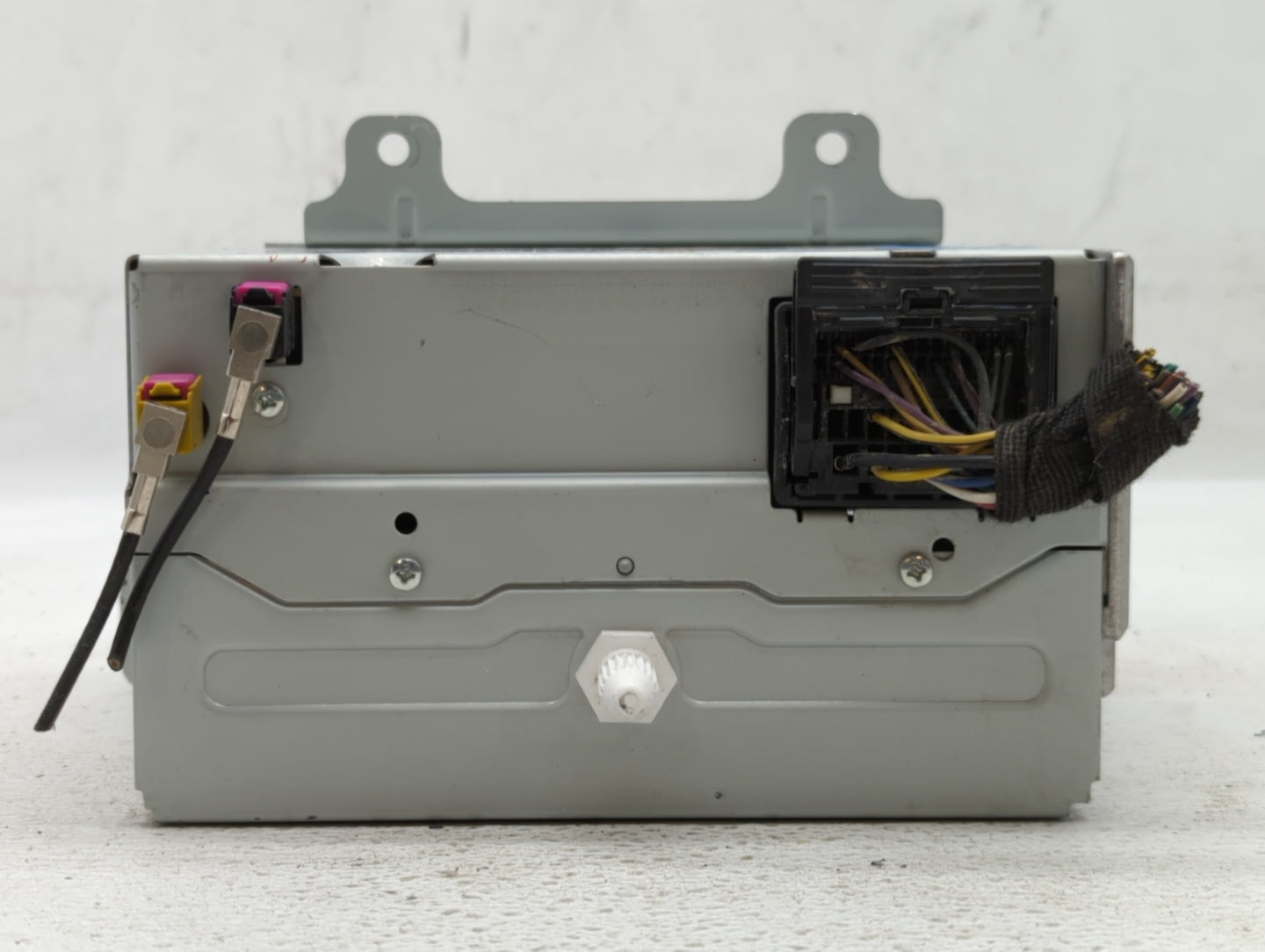 2012-2012 Chevrolet Cruze Am Fm Cd Player Radio Receiver - Oemusedautoparts1.com