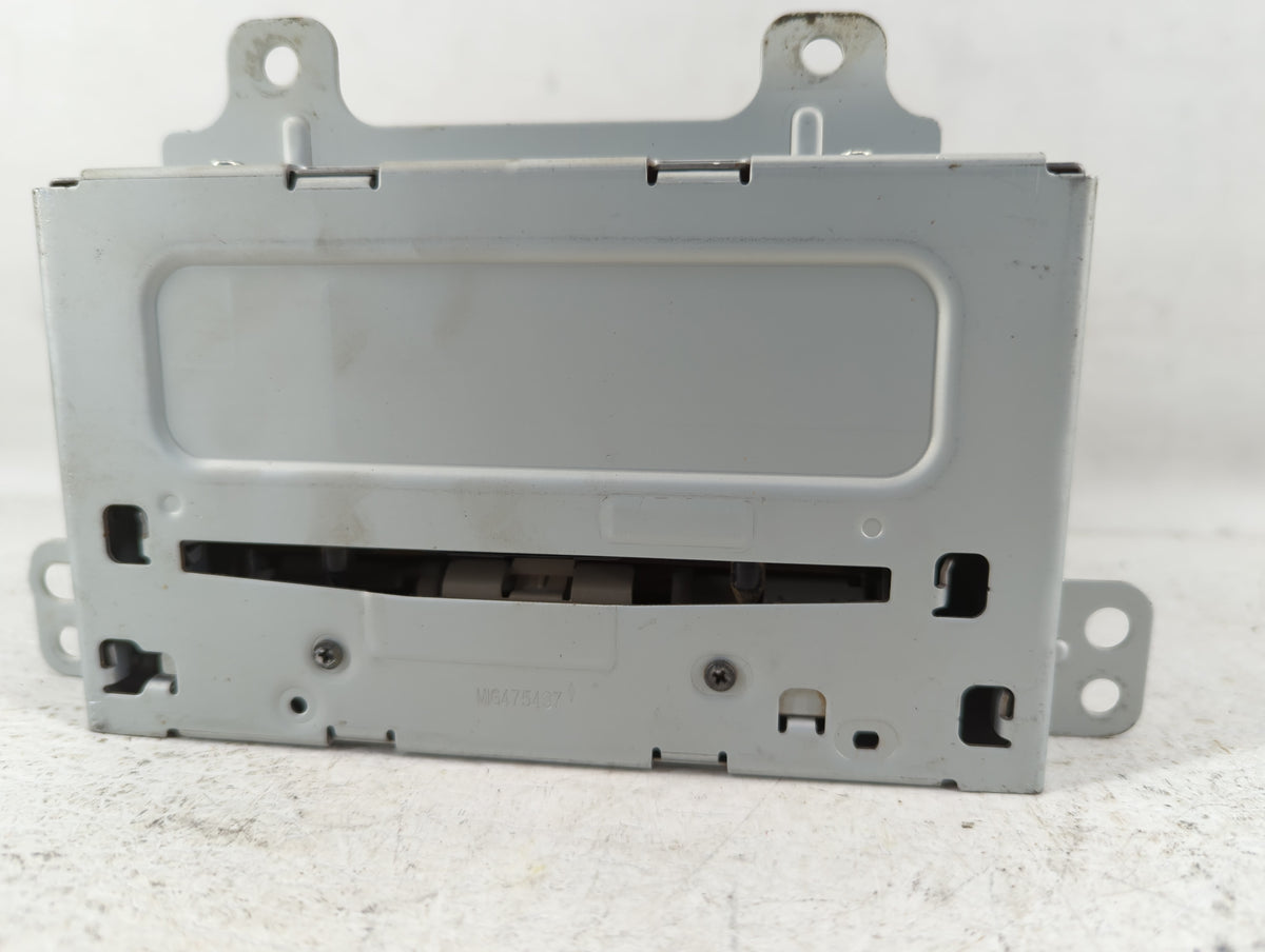 2012-2012 Chevrolet Cruze Am Fm Cd Player Radio Receiver 554339 - Oemusedautoparts1.com