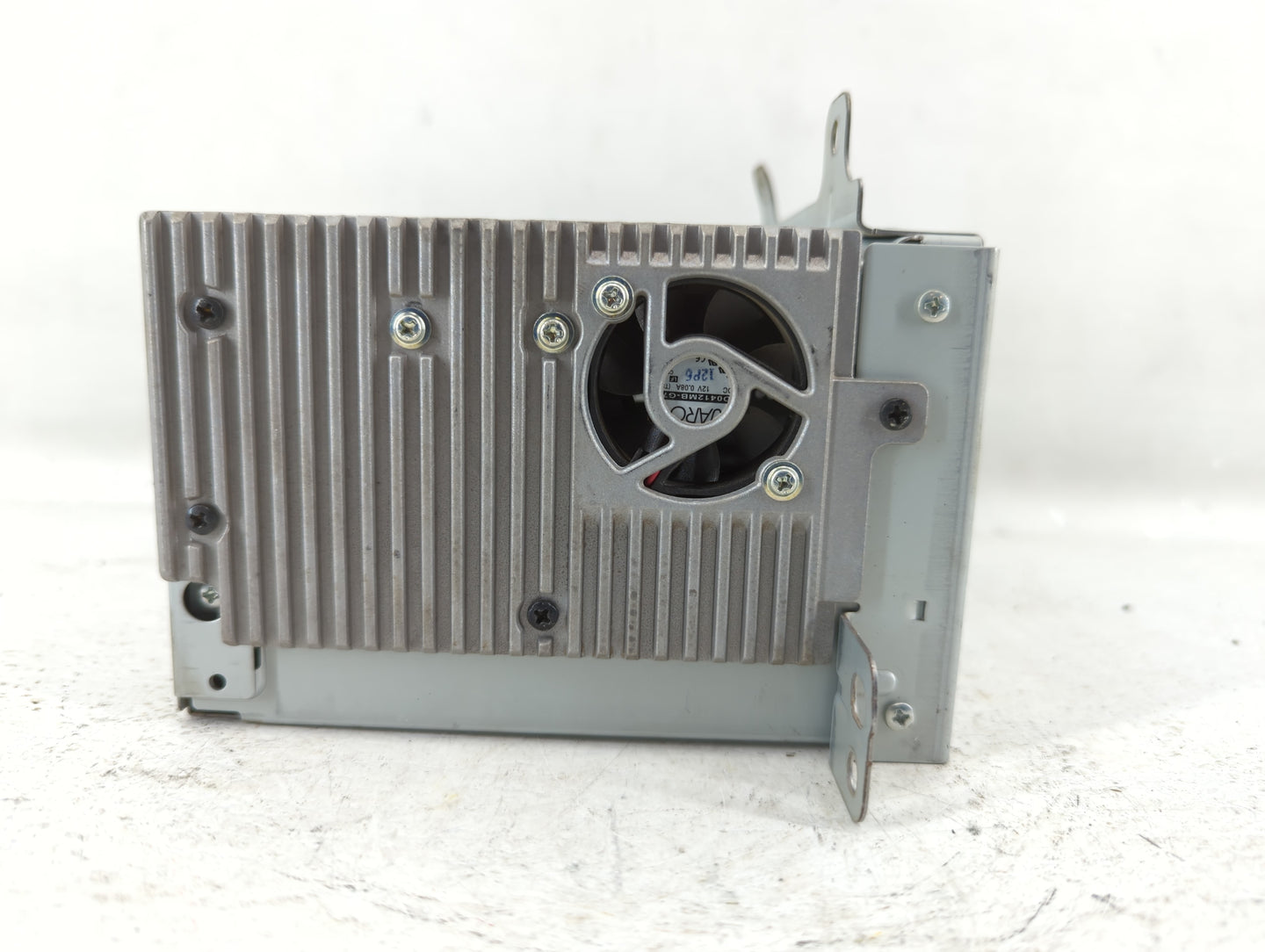 2012-2012 Chevrolet Cruze Am Fm Cd Player Radio Receiver - Oemusedautoparts1.com