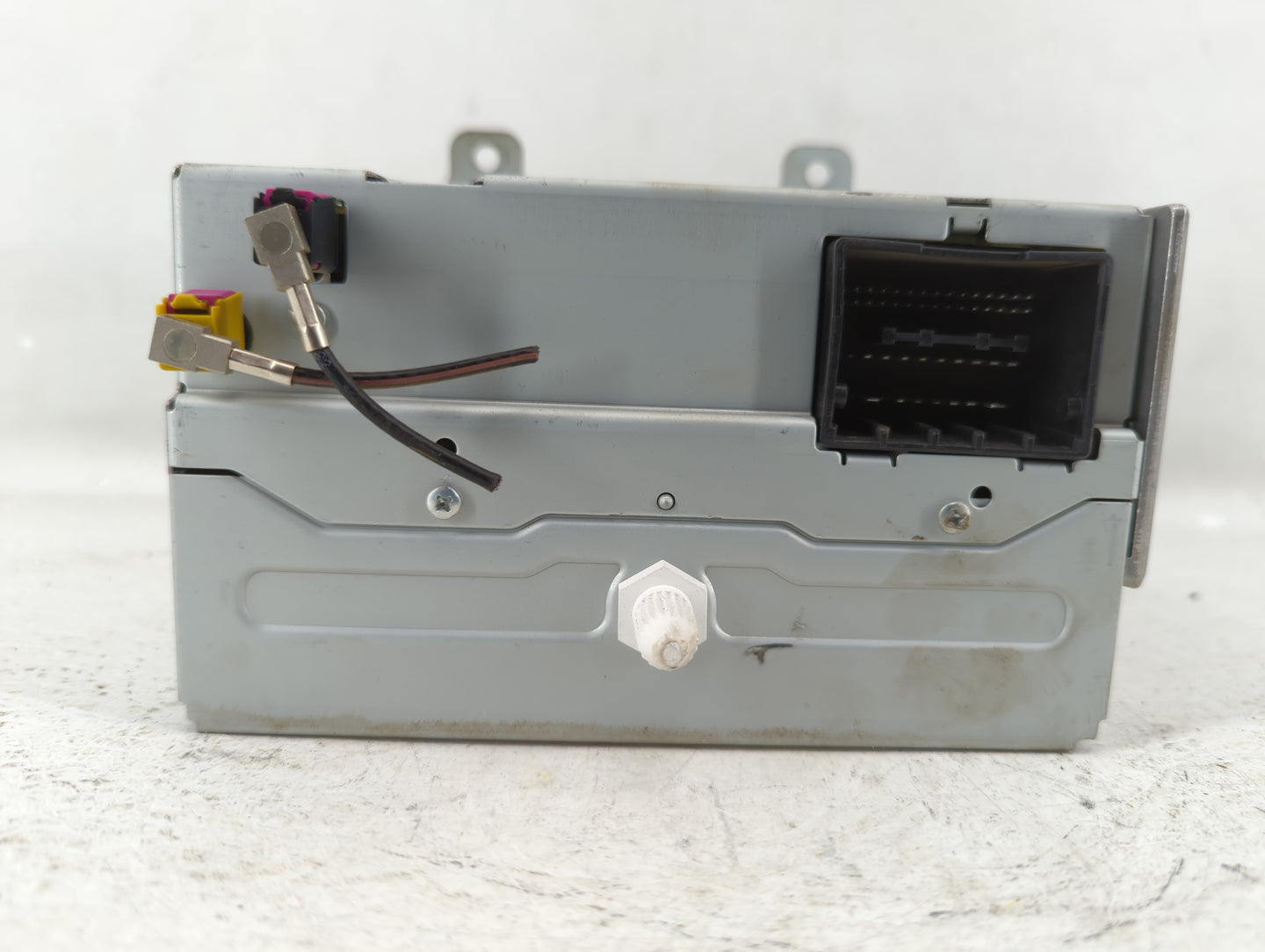 2012-2012 Chevrolet Cruze Am Fm Cd Player Radio Receiver - Oemusedautoparts1.com
