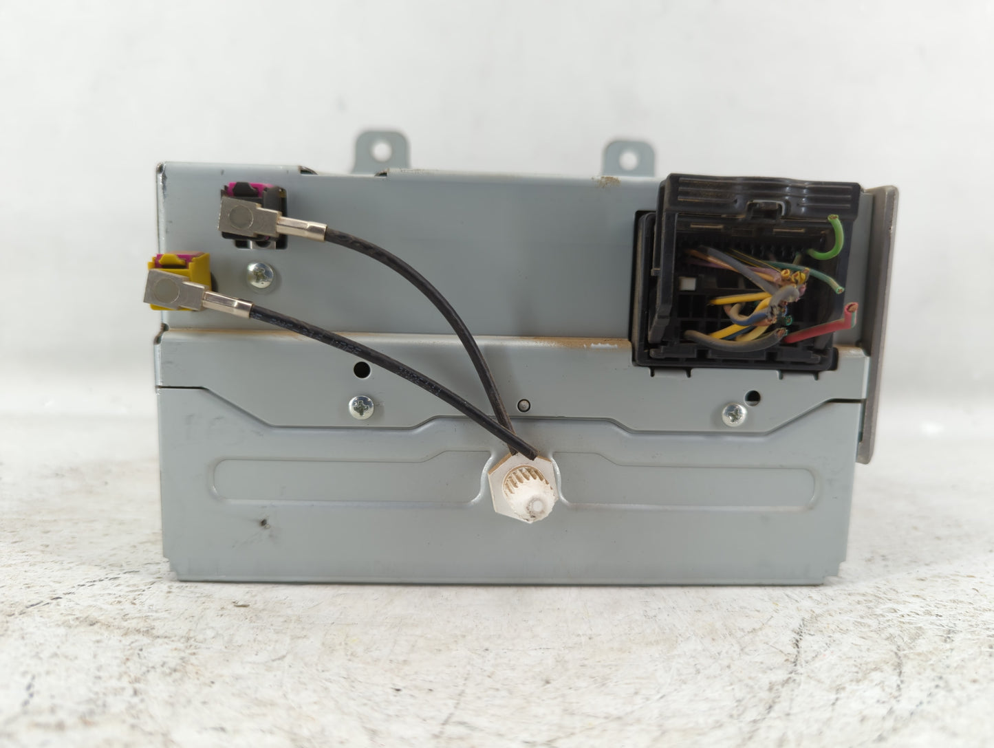 2011-2012 Chevrolet Cruze Am Fm Cd Player Radio Receiver - Oemusedautoparts1.com