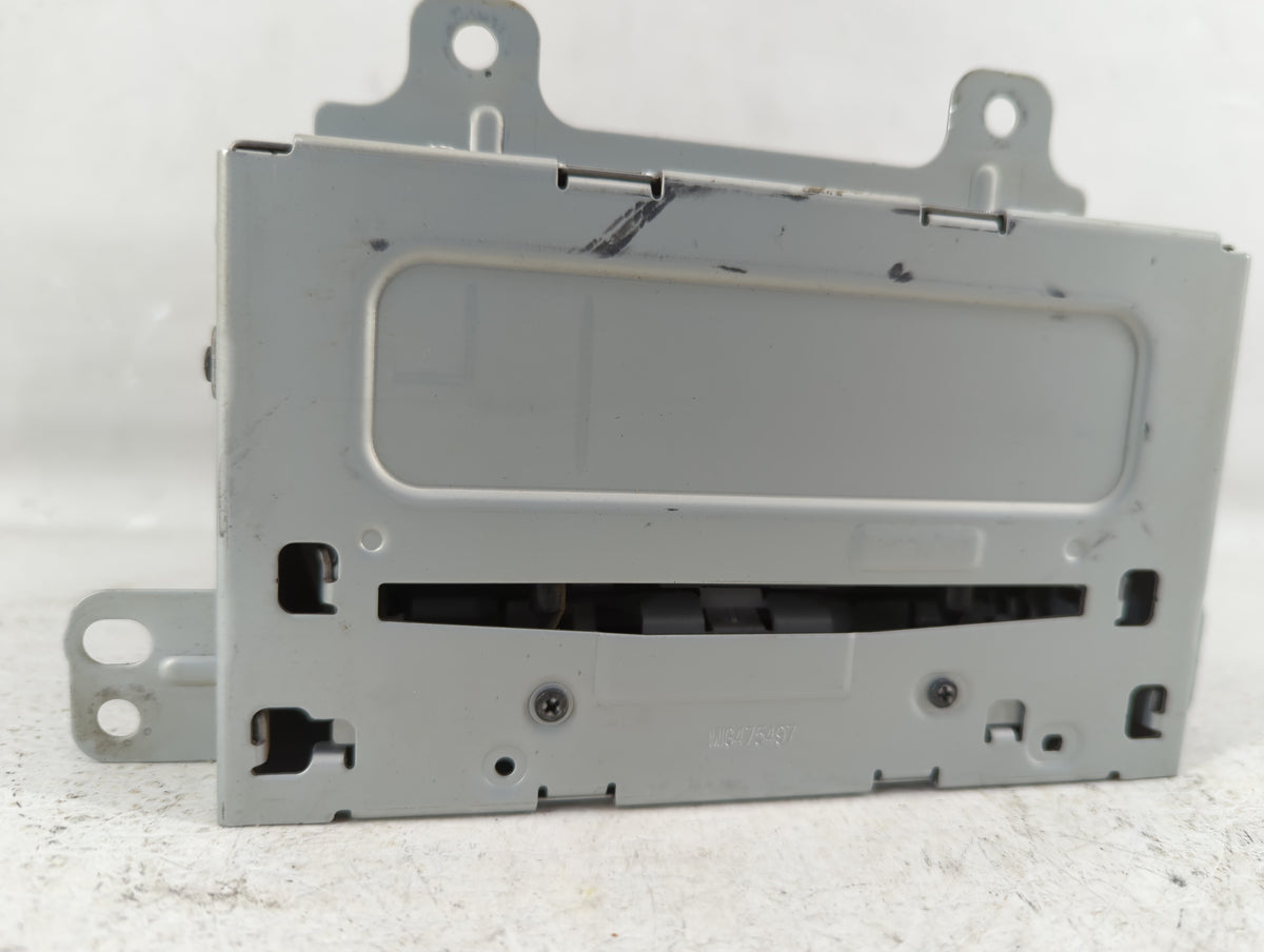 2011-2012 Chevrolet Cruze Am Fm Cd Player Radio Receiver 554665 - Oemusedautoparts1.com