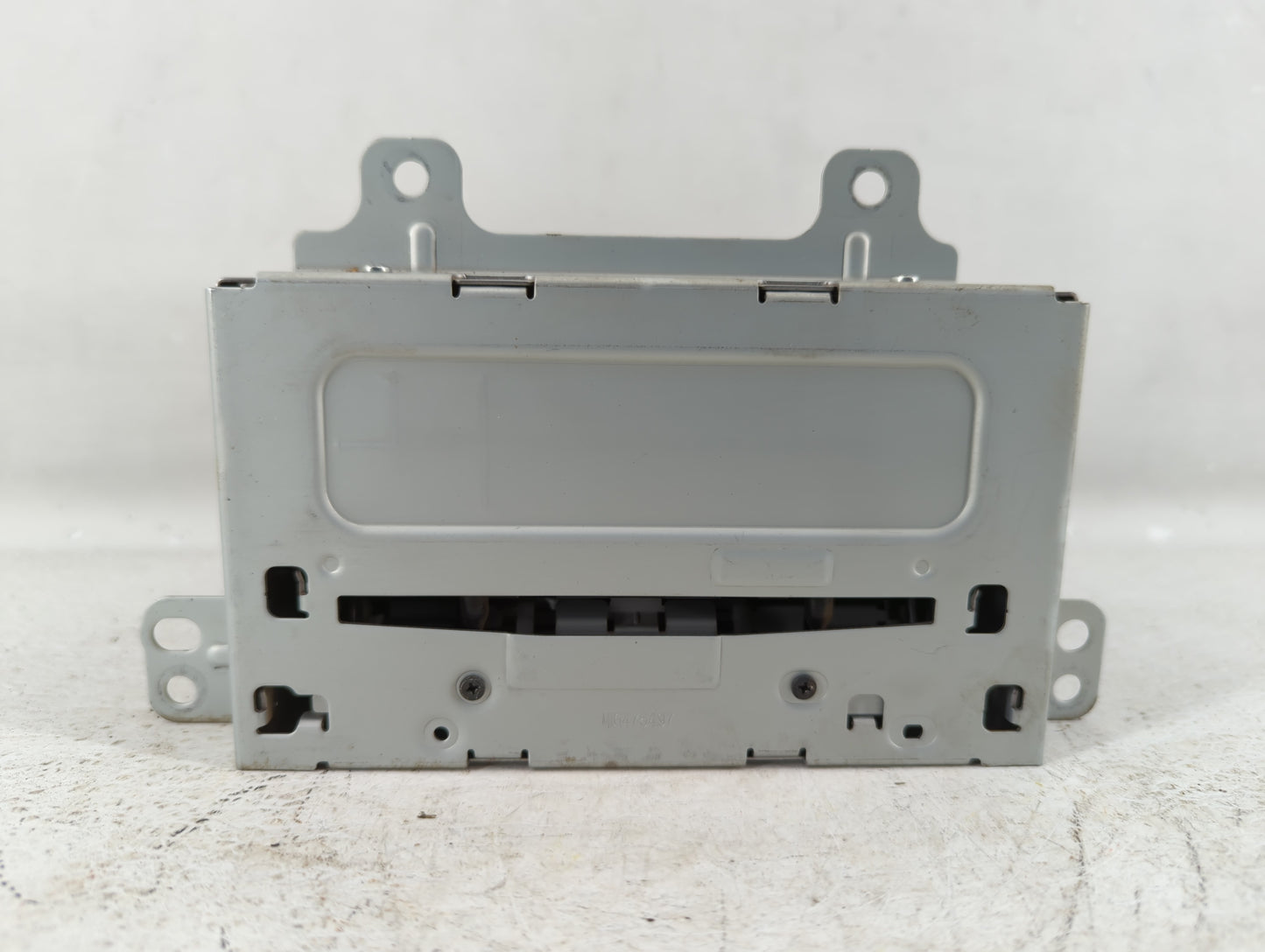 2012-2012 Chevrolet Cruze Am Fm Cd Player Radio Receiver - Oemusedautoparts1.com