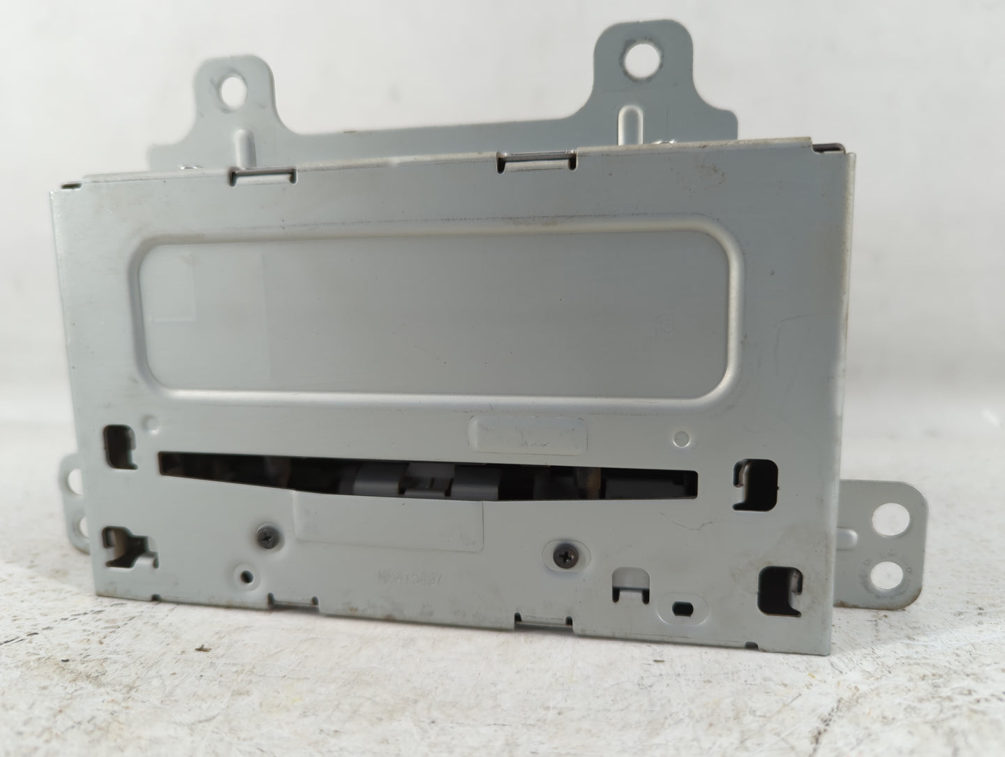 2012-2012 Chevrolet Cruze Am Fm Cd Player Radio Receiver - Oemusedautoparts1.com
